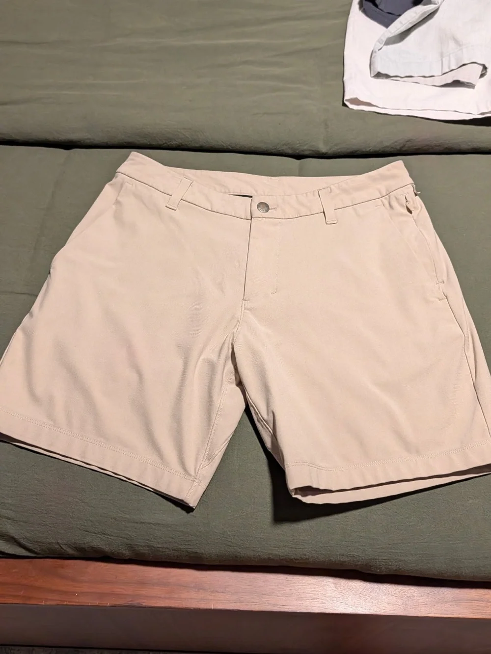 Lululemon ABC Classic Fit Short 7